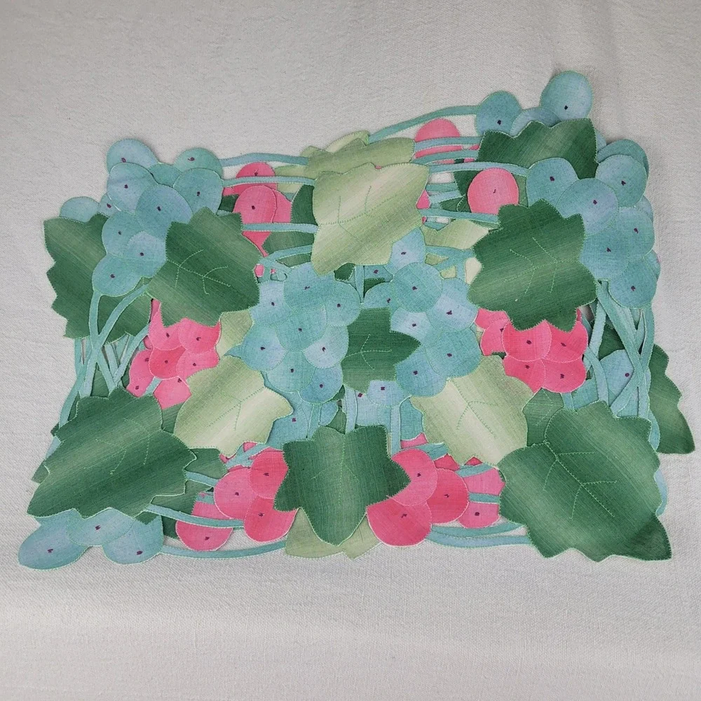 8 Khazana Grape‎ Clusters Cutout Placemats Green Pink Blue Polyester NEW
